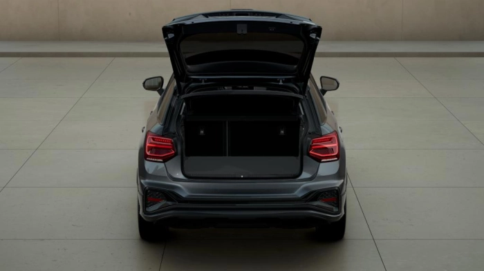 Audi Q2    Identity Black 35 TFSI  110(150) kW(CV) S tronic