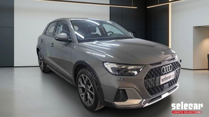 Audi A1 Allstreet  30 1.0 tfsi Admired 110c