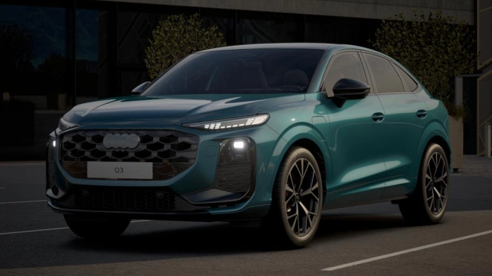 Audi Q3 Sportback   Business e-hybrid  200 kW S tronic