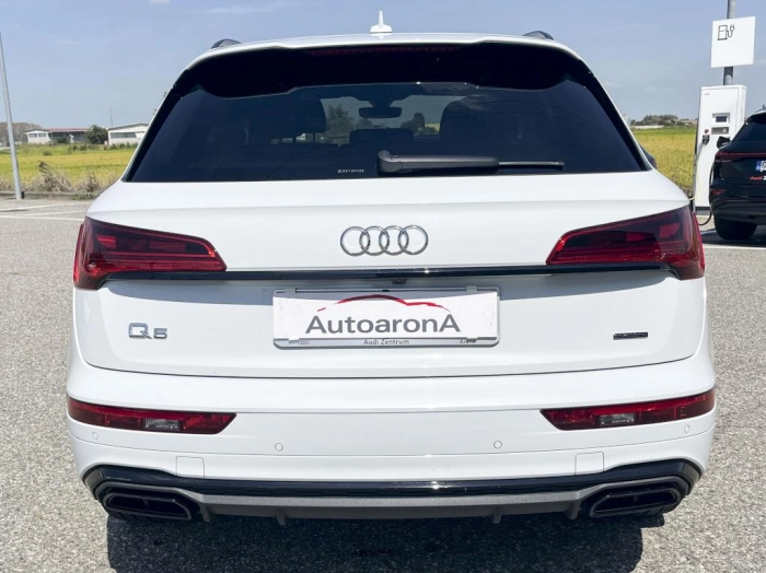 Audi Q5  40 2.0 tdi mhev 12V Edition One quattro s-tr