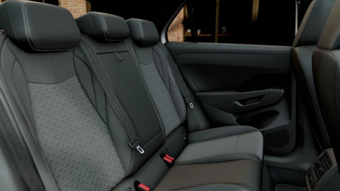 Volkswagen T-Roc Nuovo R-Line 1.5 eTSI ACT 110 kW (150 CV) DSG