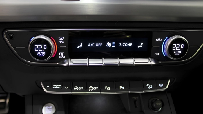 Audi Q5 Sportback  40 2.0 tdi mhev 12V S lin