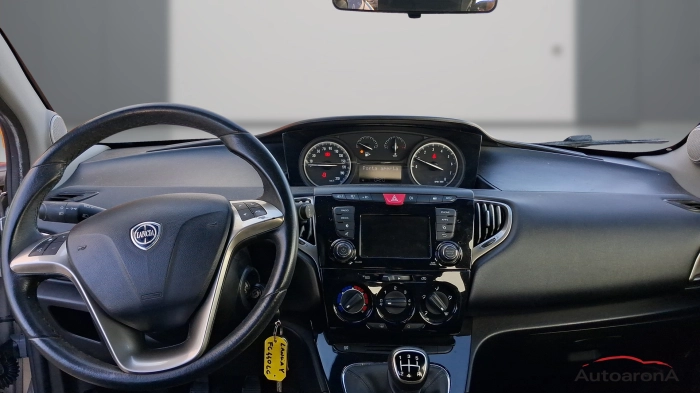 Lancia Ypsilon  1.2 Opening edition 69cv