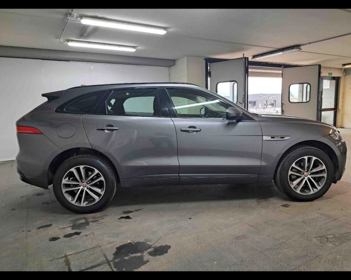 Jaguar F-Pace  2.0d i4 R-Sport awd 180cv auto my19