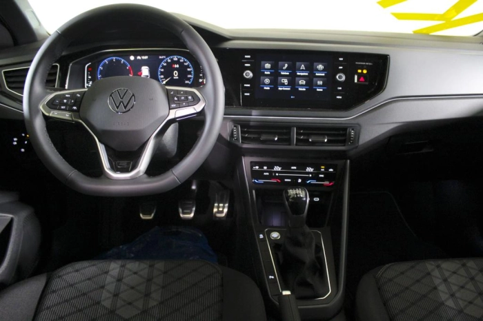 Volkswagen Taigo R-Line Plus 1.0 TSI 85 kW (115 CV) Manuale