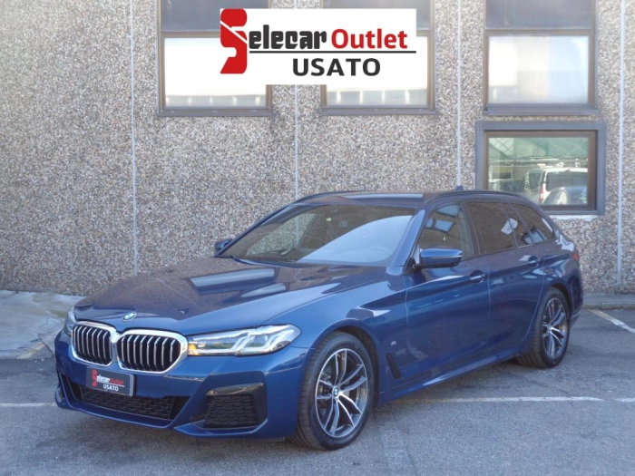 BMW Serie 520d Touring mhev 48V xdrive 