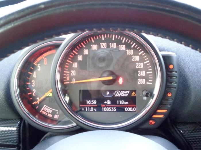 MINI IV   -  Clubman 2.0 Cooper SD Busine