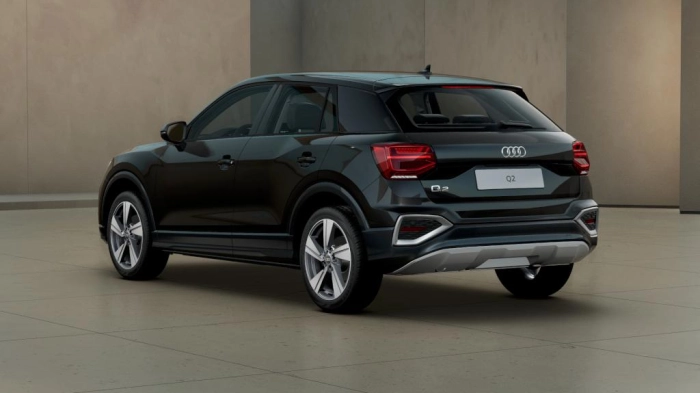 Audi Q2    Business Advanced 35 TFSI  110(150) kW(CV) S tronic