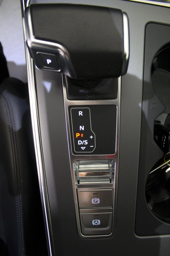 Audi A6  Allroad 55 3.0 tdi mhev 48V Evolution