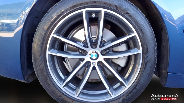 BMW Serie 520d Touring mhev 48V xdrive 