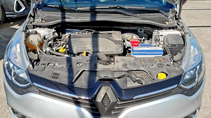 Renault Clio  1.2 16v Zen 75cv