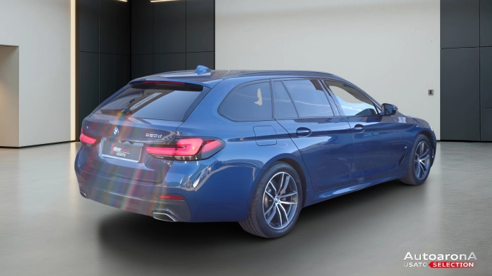 BMW Serie 520d Touring mhev 48V xdrive 