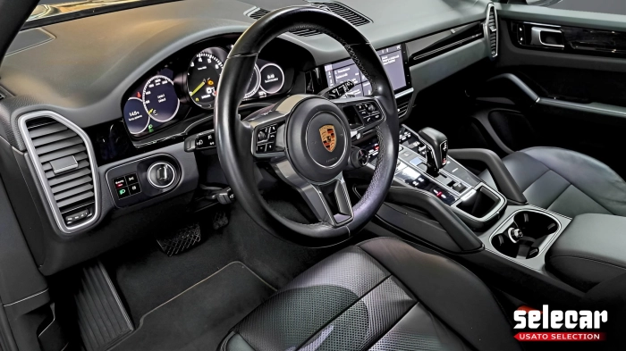 Porsche Cayenne  3.0 e-hybrid tiptronic
