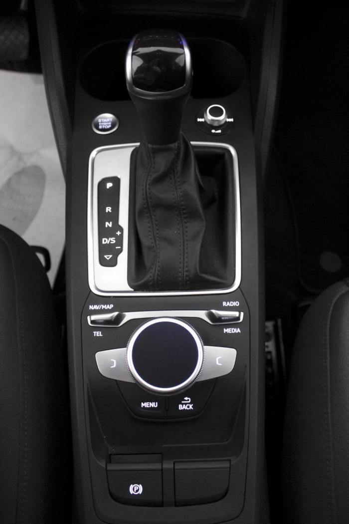 Audi Q2  30 2.0 tdi S line edition s-tronic