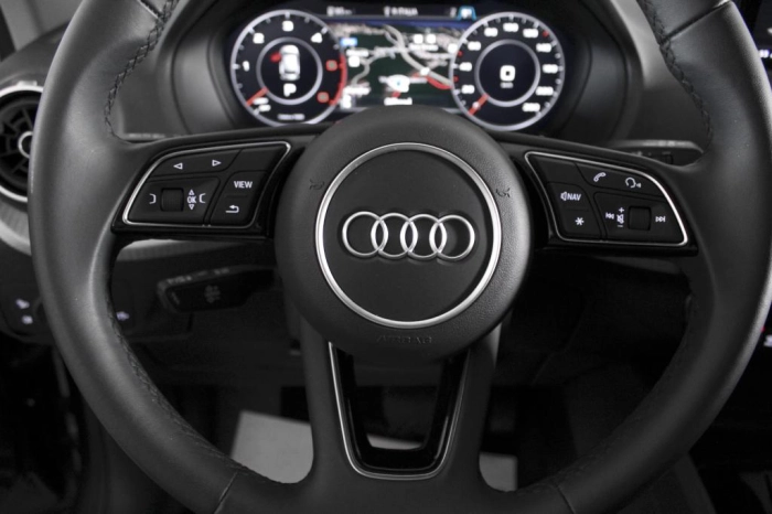 Audi Q2  30 2.0 tdi S line edition s-tronic