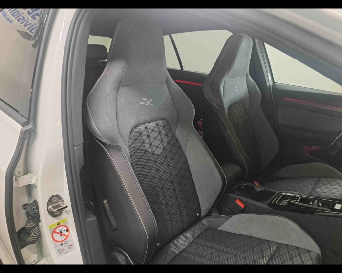 Volkswagen Golf  2.0 tdi R-Line 150cv dsg