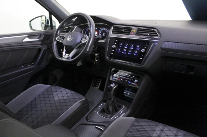 Volkswagen Tiguan  2.0 tdi R-Line 150cv dsg