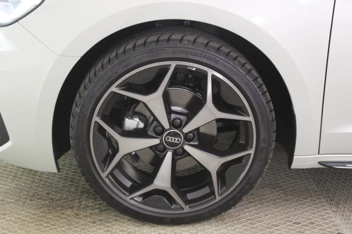 Audi A1 Sportback   Identity Black 35 TFSI  110(150) kW(CV) S tronic