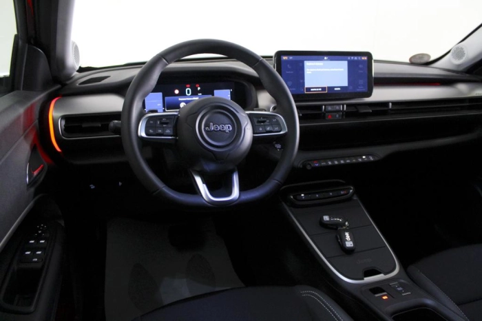 Jeep Avenger 1.2 turbo e-hybrid Summit fwd 100cv edct6