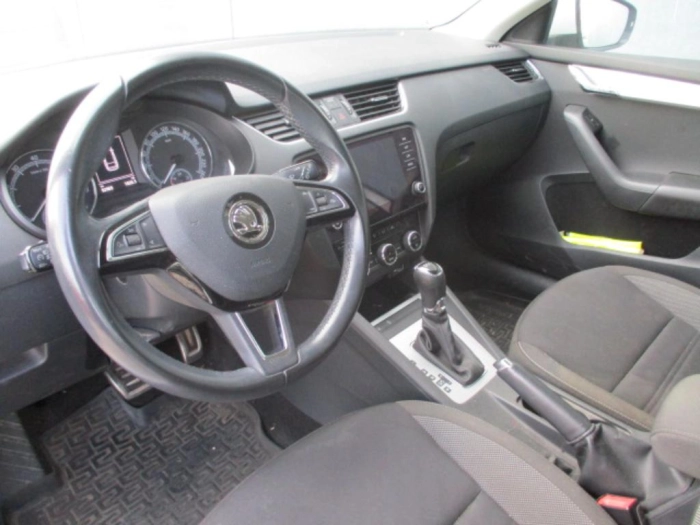 Skoda Octavia  Wagon 1.5 g-tec Executive 130cv dsg