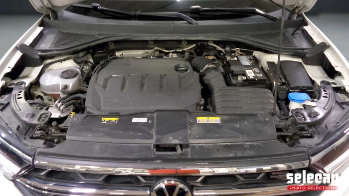 Volkswagen T-Roc  2022 -  2.0 tdi R-Line 115cv