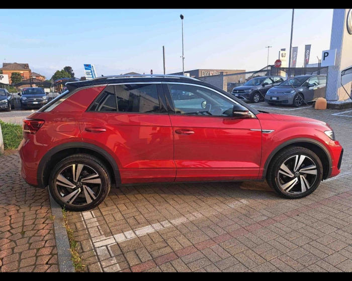 Volkswagen T-Roc  2022 -  1.0 tsi R-Line 110cv