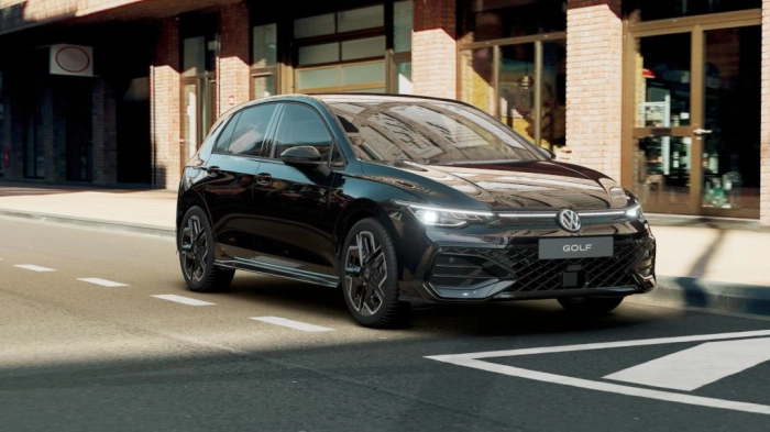 Volkswagen Golf Nuova  R-Line Plus 1.5 eTSI ACT 85 kW (115 CV) DSG