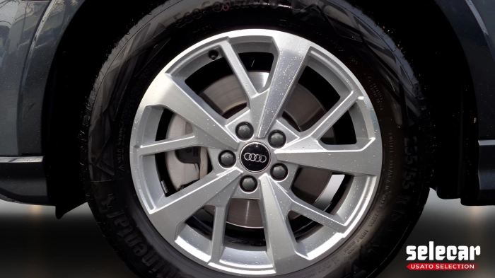 Audi Q3  40 2.0 tdi Business Advanced quattro 200cv s-tronic