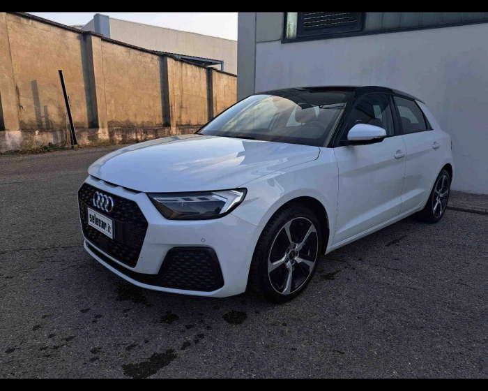 Audi A1 Sportback  30 1.0 tfsi Admired 110c