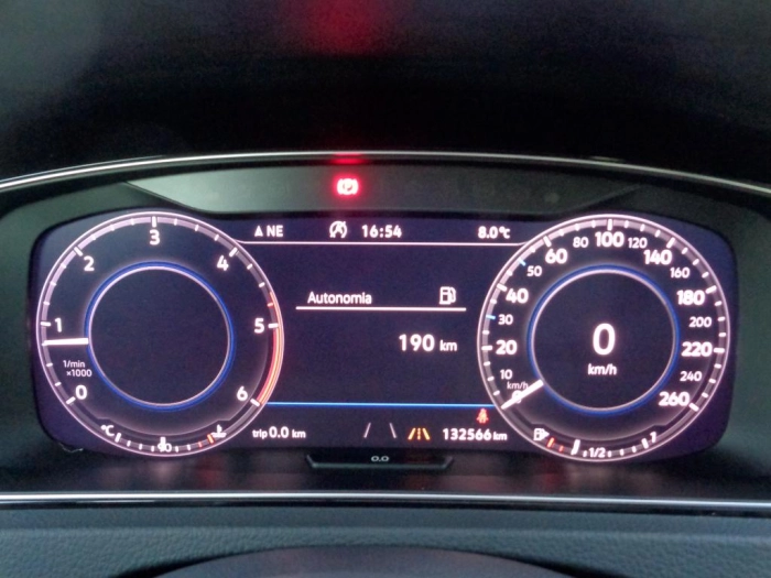 Volkswagen Golf  5p 1.6 tdi Executive 115cv