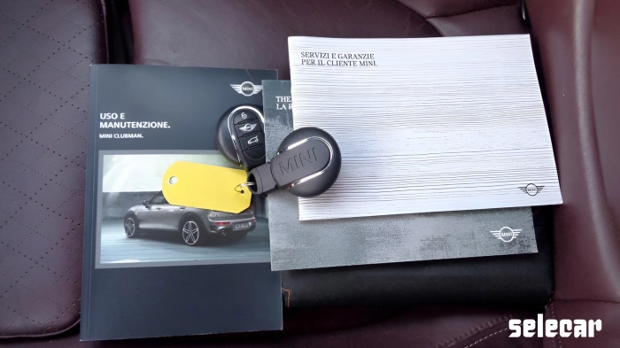 MINI IV   -  Clubman 2.0 Cooper SD Busine