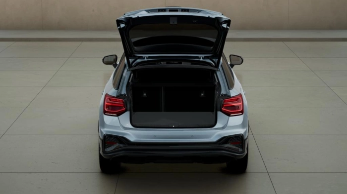 Audi Q2    Identity Black 35 TDI quattro 110(150) kW(CV) S tronic
