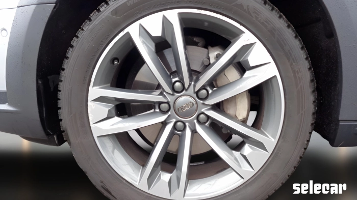 Audi A4  Allroad 2.0 tdi Business Evol