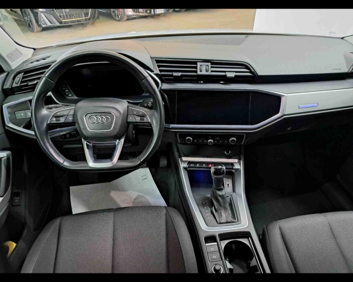 Audi Q3  35 1.5 tfsi Business Advanced s-tronic