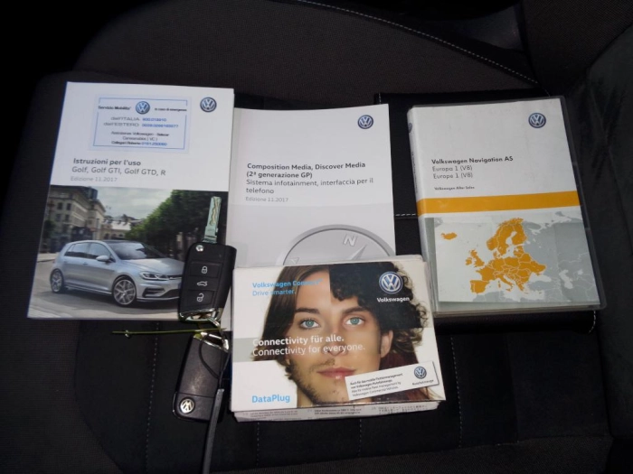 Volkswagen Golf  5p 1.6 tdi Executive 115cv