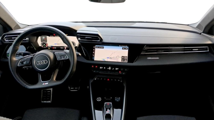 Audi A3 Allstreet  2.0 tdi Identity Contras