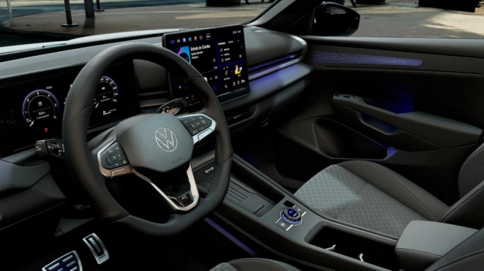 Volkswagen T-Roc Nuovo R-Line 1.5 eTSI ACT 110 kW (150 CV) DSG