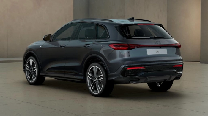 Audi Q5   S line edition TFSI quattro 150 kW S tronic