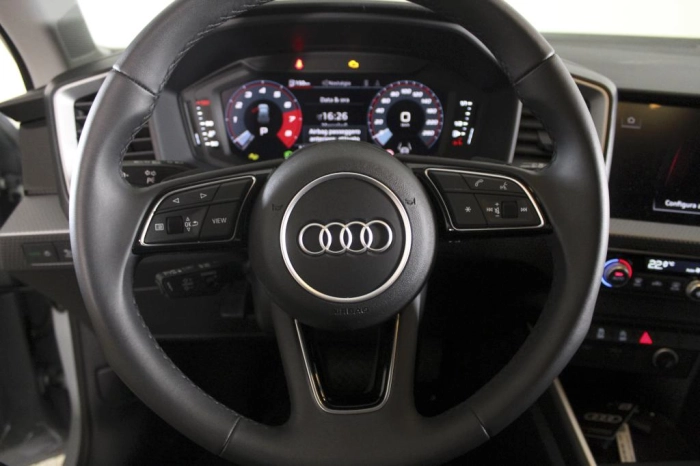 Audi A1 Sportback  30 1.0 tfsi S Line 116cv s-tronic