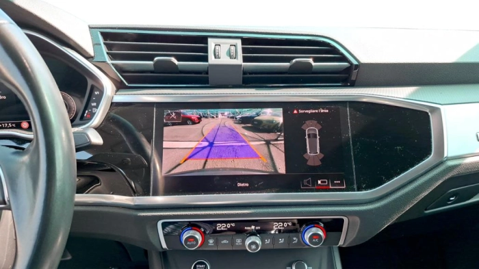 Audi Q3  35 2.0 tdi Business Advanced s-tronic