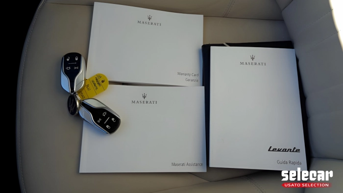 Maserati Levante 3.0 V6 Granlusso 350cv auto