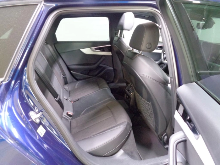 Audi A4 Avant  40 2.0 tdi mhev S line edition qu