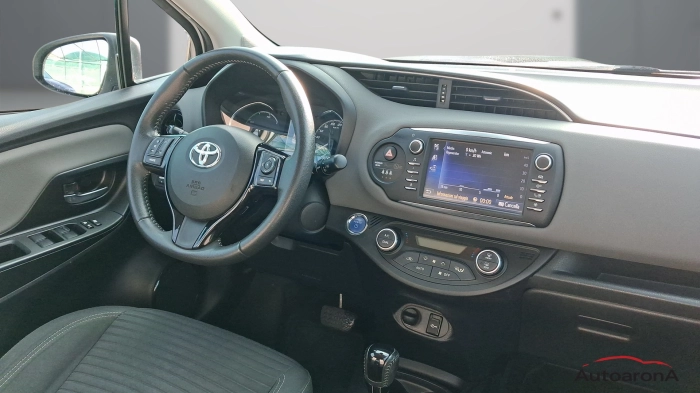 Toyota Yaris  5p 1.5h Active