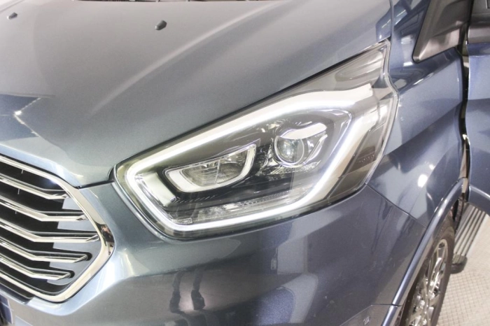 Ford Tourneo  custom 320 2.0 tdci 185cv Titaniu