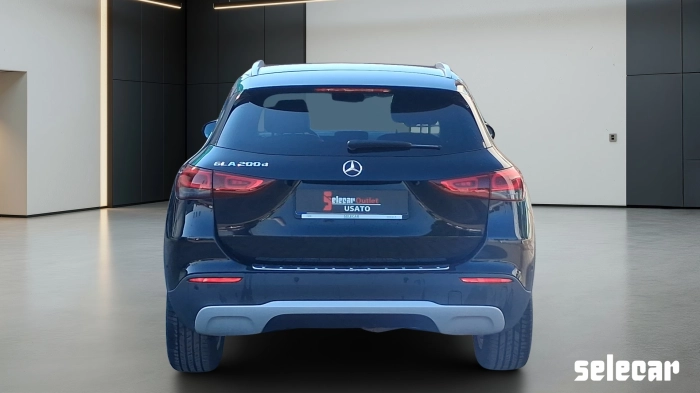 Mercedes-Benz GLA-H247 GLA 200 d Sport auto