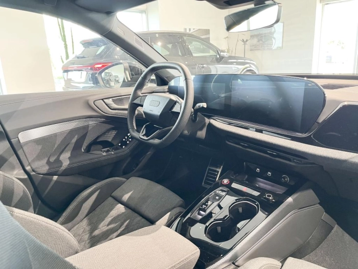 Audi A5 Sedan   Sedan  TDI quattro 150 kW S tronic