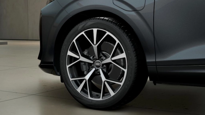 Audi Q3  SUV S line edition e-hybrid  200 kW S tronic