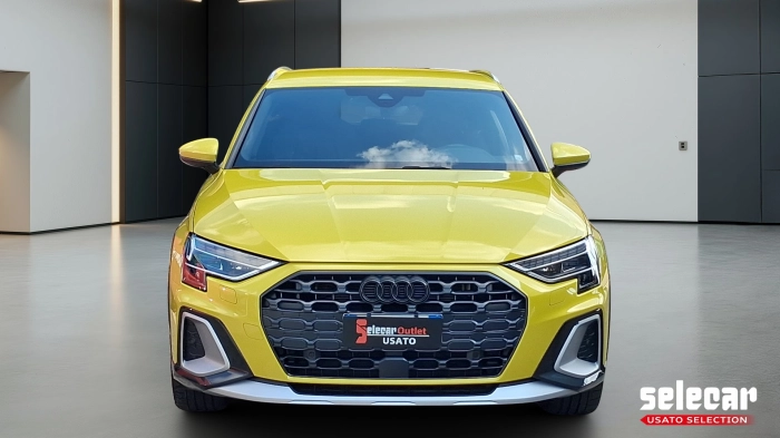 Audi A3 Allstreet  2.0 tdi Identity Contras