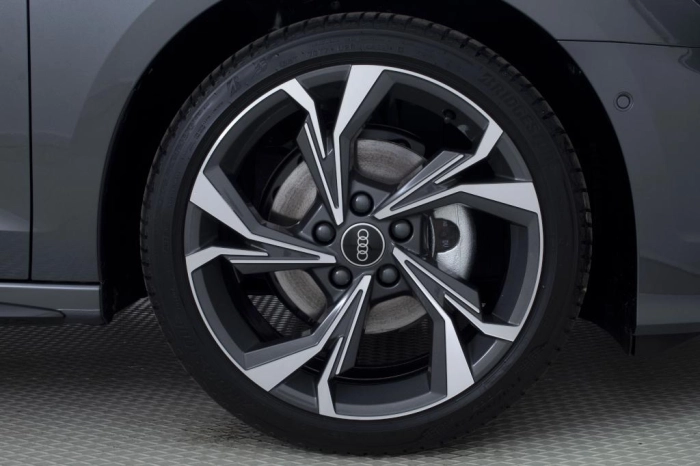 Audi A3  Sedan 35 2.0 tdi S line edition s-tronic