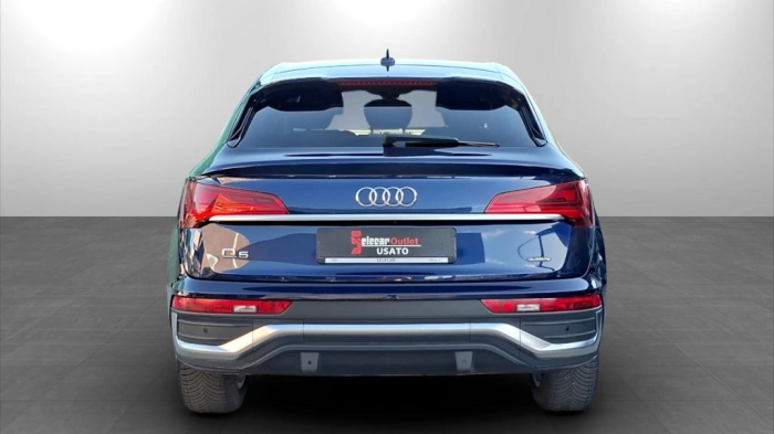 Audi Q5 Sportback  40 2.0 tdi mhev 12V S lin